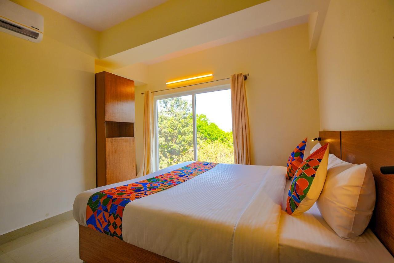 Fabhotel Gr Lake View - Btm Layout Bangalore Eksteriør bilde