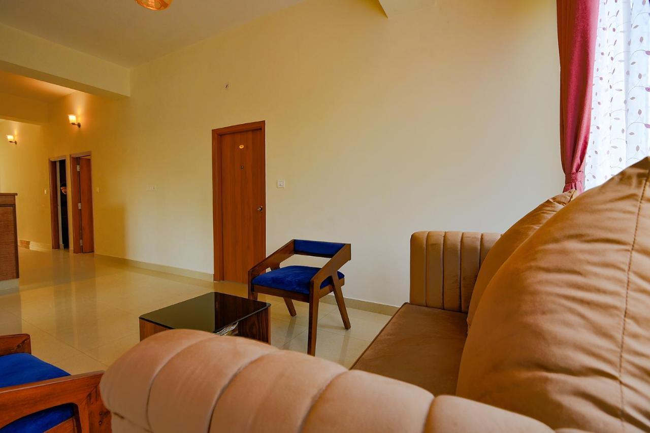 Fabhotel Gr Lake View - Btm Layout Bangalore Eksteriør bilde