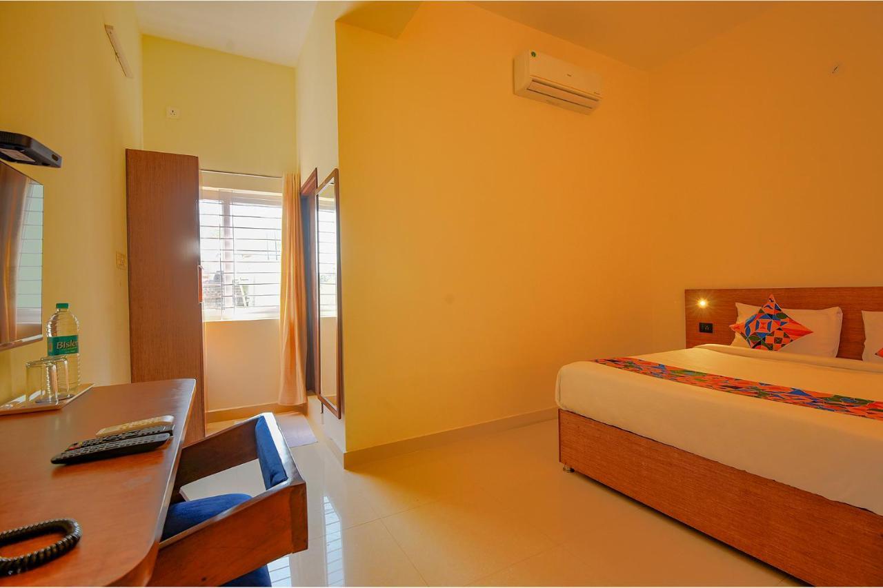 Fabhotel Gr Lake View - Btm Layout Bangalore Eksteriør bilde